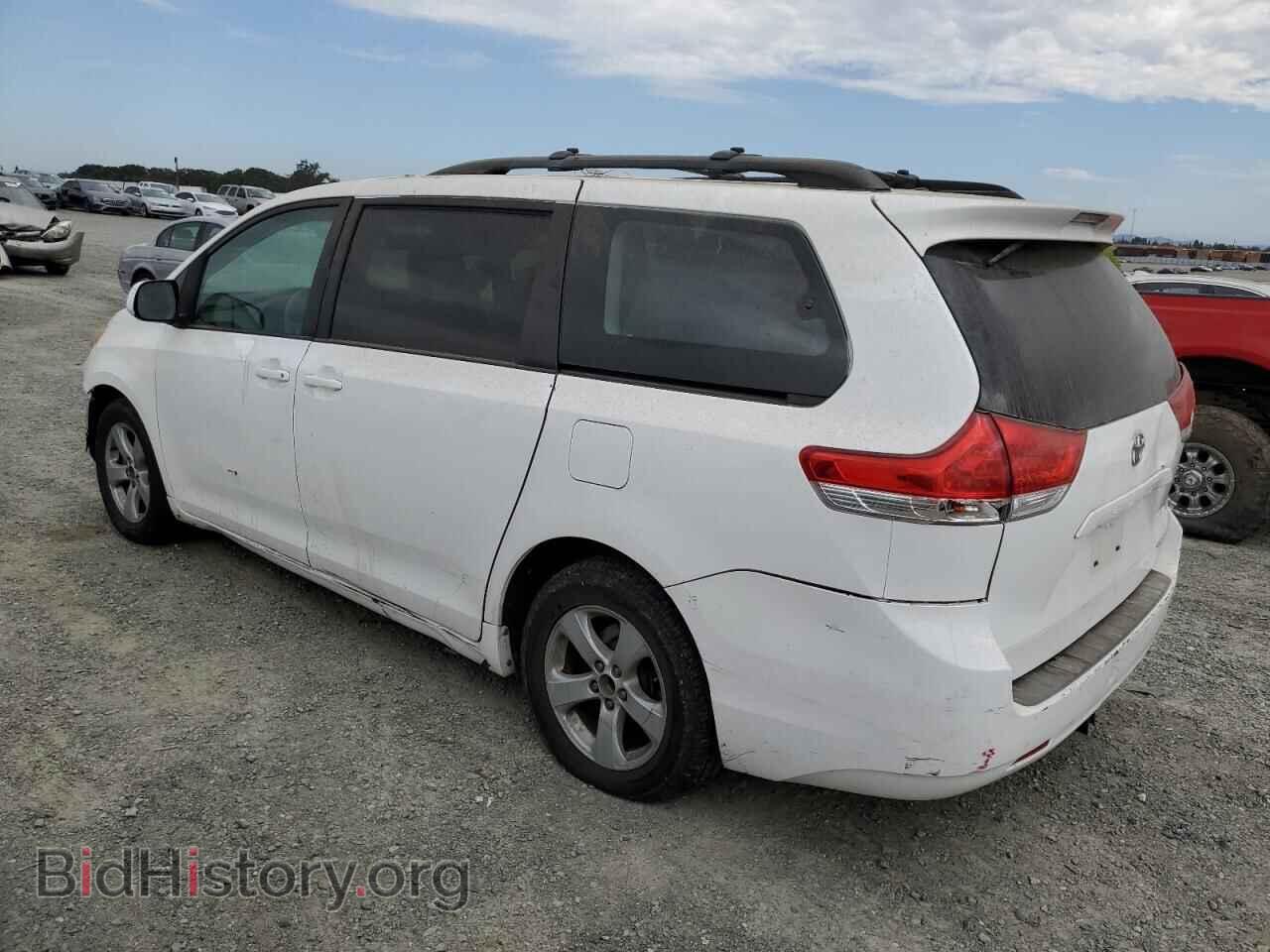 2012 TOYOTA All Models - VIN: 5TDKK3DC9CS225253 - Фото 2