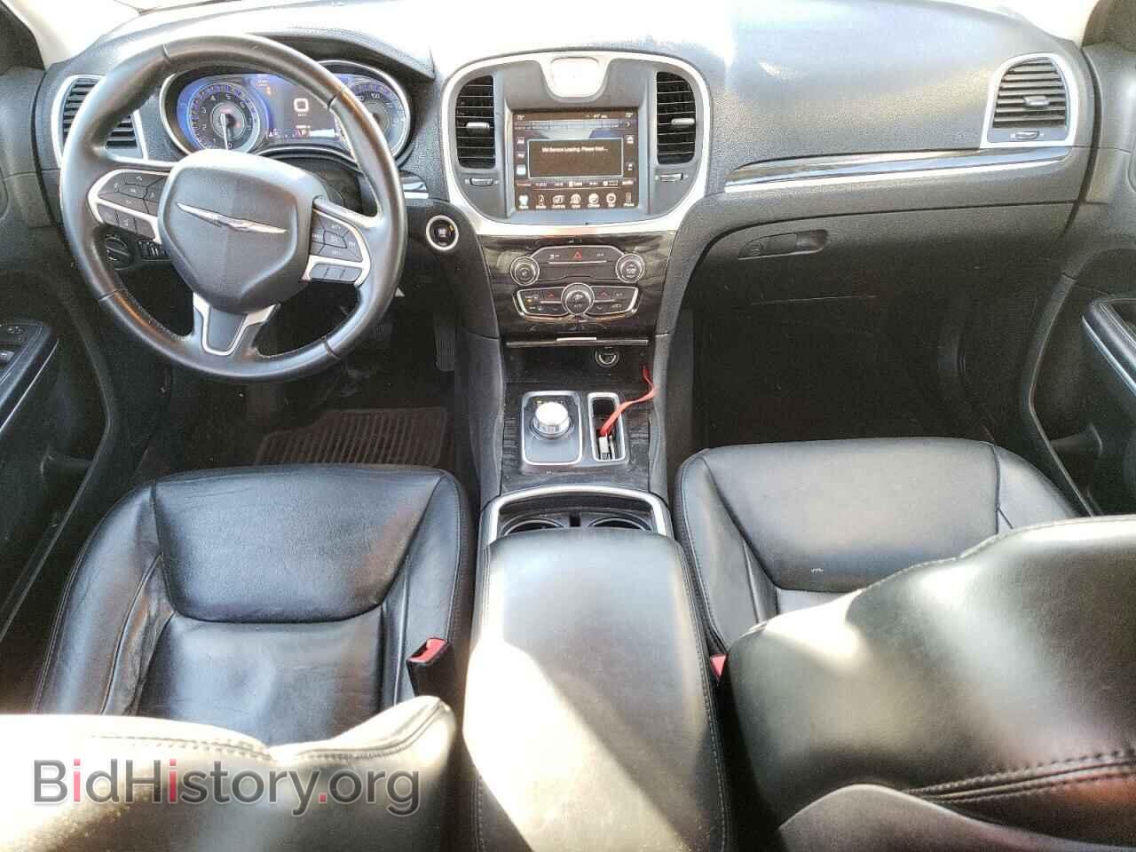 2015 CHRYSLER 300 - VIN: 2C3CCAAG2FH841929 - Фото 8