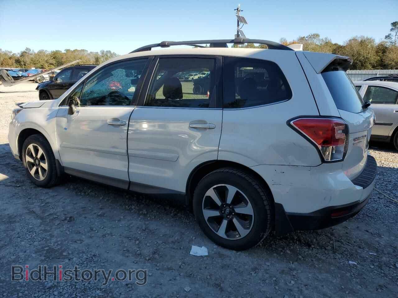 2017 SUBARU FORESTER - VIN: JF2SJAJC0HH401034 - Фото 2