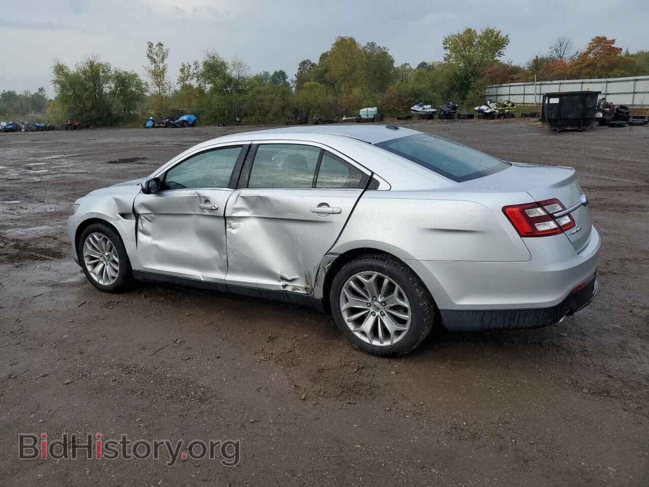 2015 FORD TAURUS - VIN: 1FAHP2F85FG137769 - Фото 2