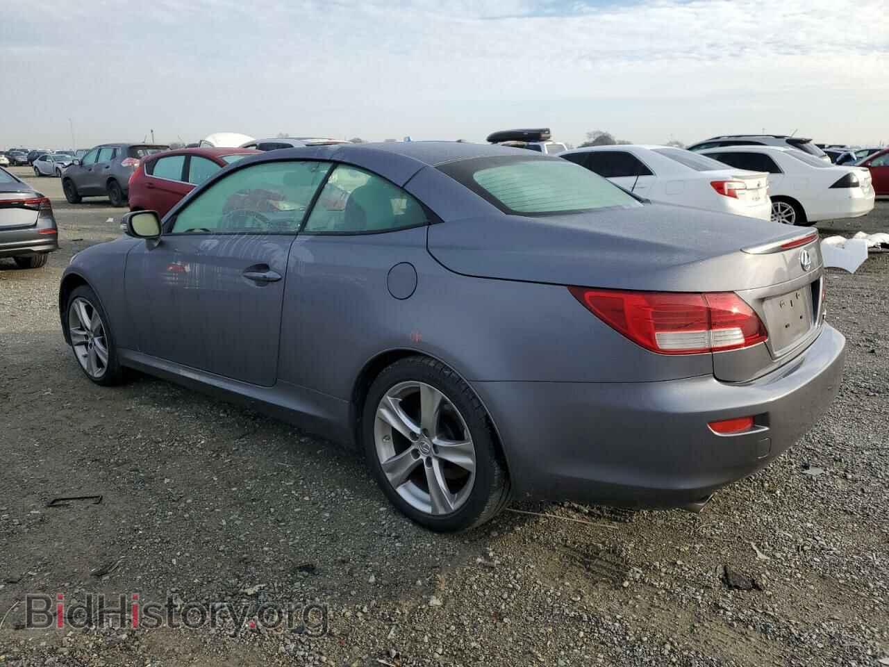 2012 LEXUS IS - VIN: JTHFF2C20C2525584 - Photo 2