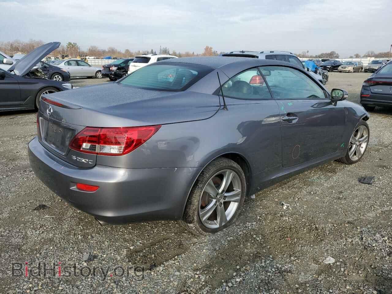 2012 LEXUS IS - VIN: JTHFF2C20C2525584 - Photo 3