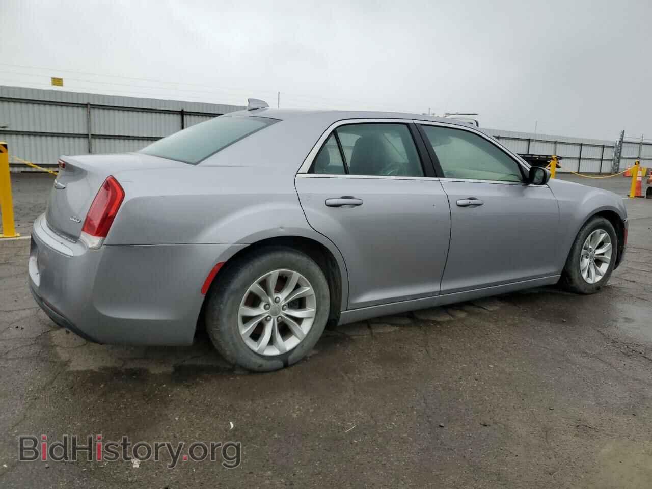 2015 CHRYSLER 300 - VIN: 2C3CCAAG5FH931656 - Фото 3