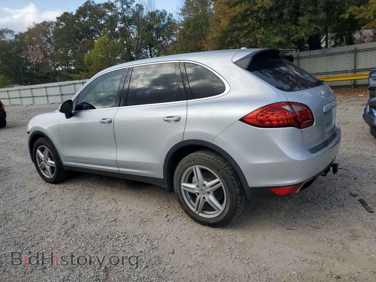 2011 PORSCHE CAYENNE - VIN: WP1AE2A28BLA93643 - Фото 2