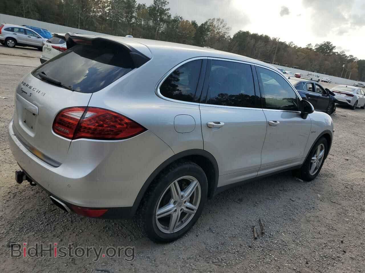 2011 PORSCHE CAYENNE - VIN: WP1AE2A28BLA93643 - Фото 3