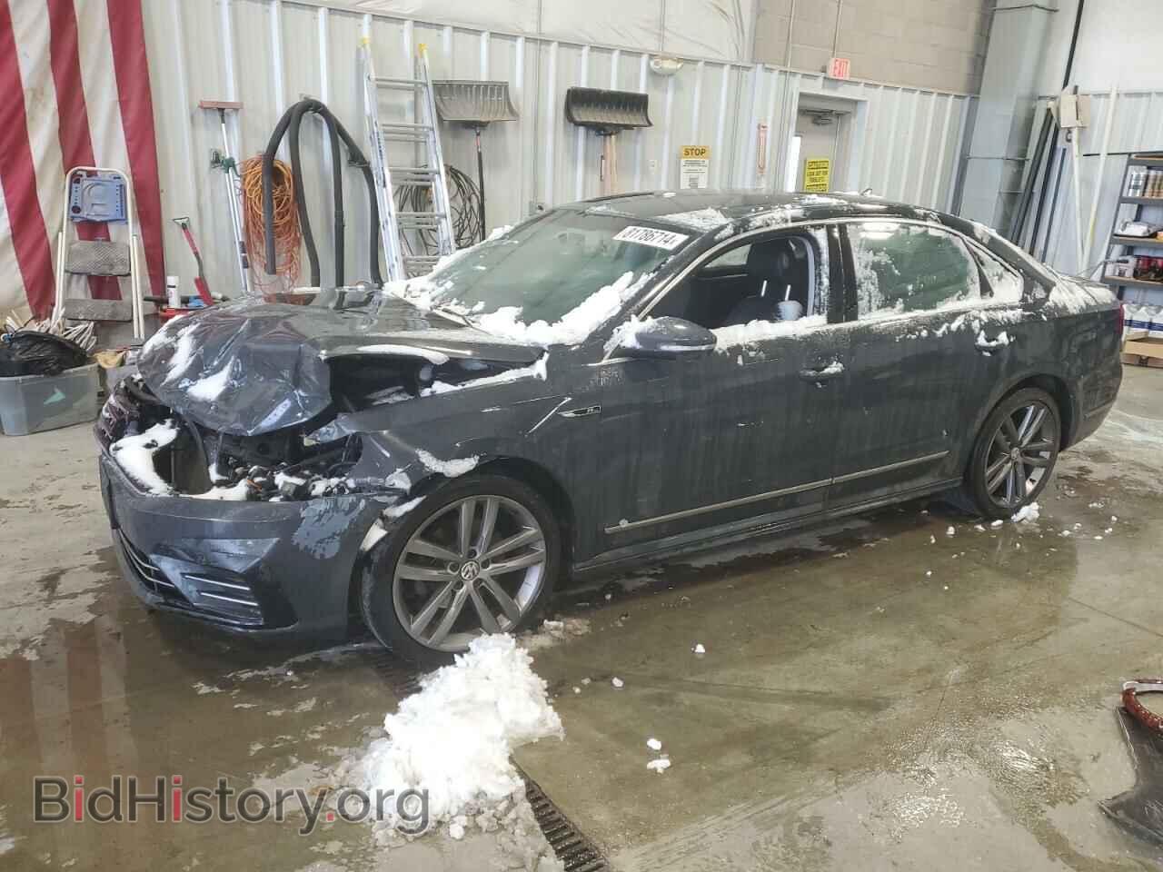 Photo 1VWDT7A32HC080192 - VOLKSWAGEN PASSAT 2017