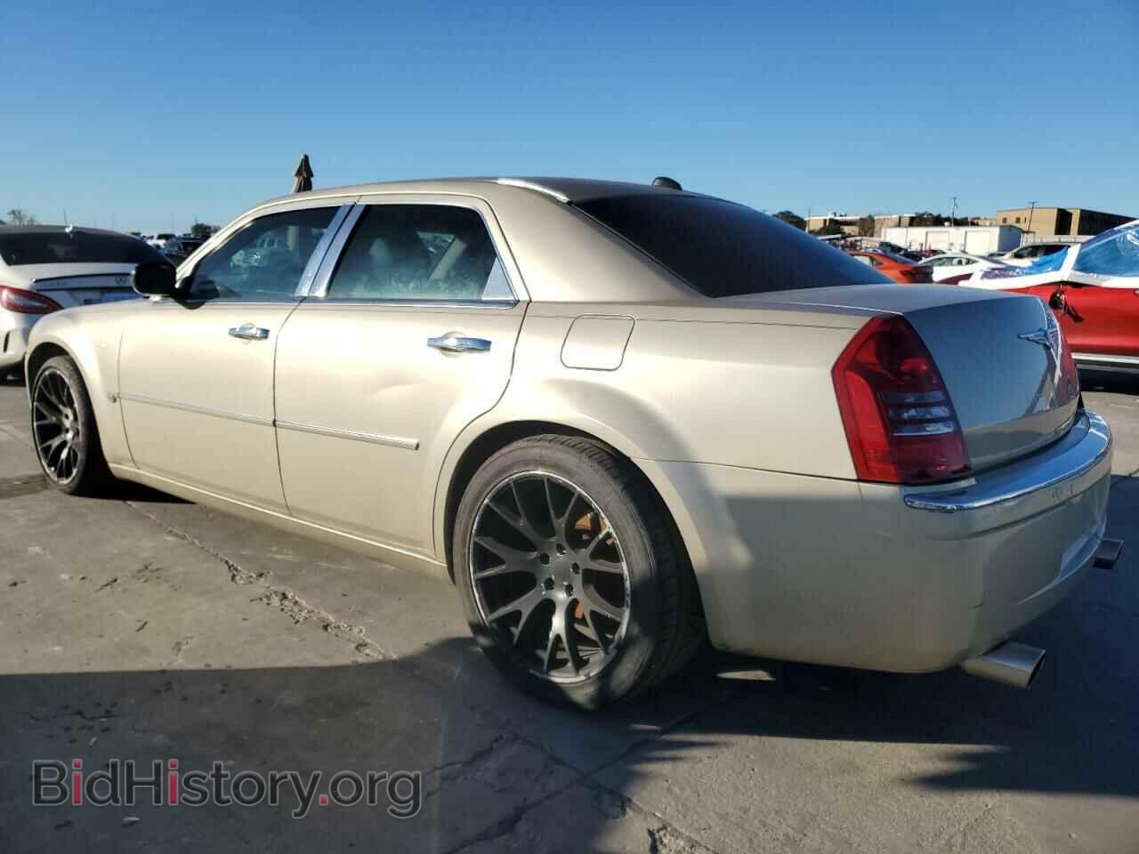 2006 CHRYSLER 300 - VIN: 2C3KA63H86H171369 - Фото 2