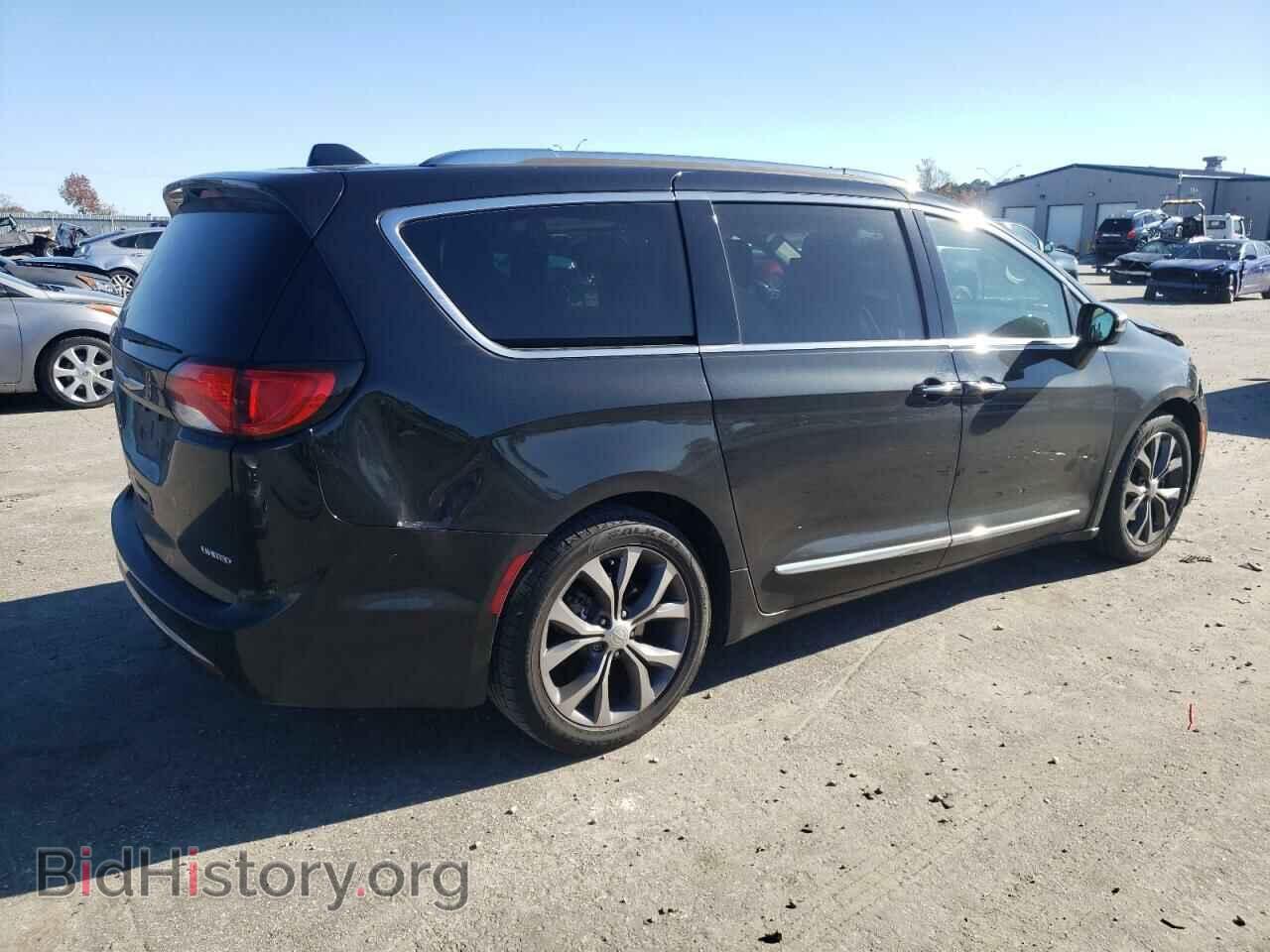 2017 CHRYSLER PACIFICA - VIN: 2C4RC1GG5HR670037 - Photo 3