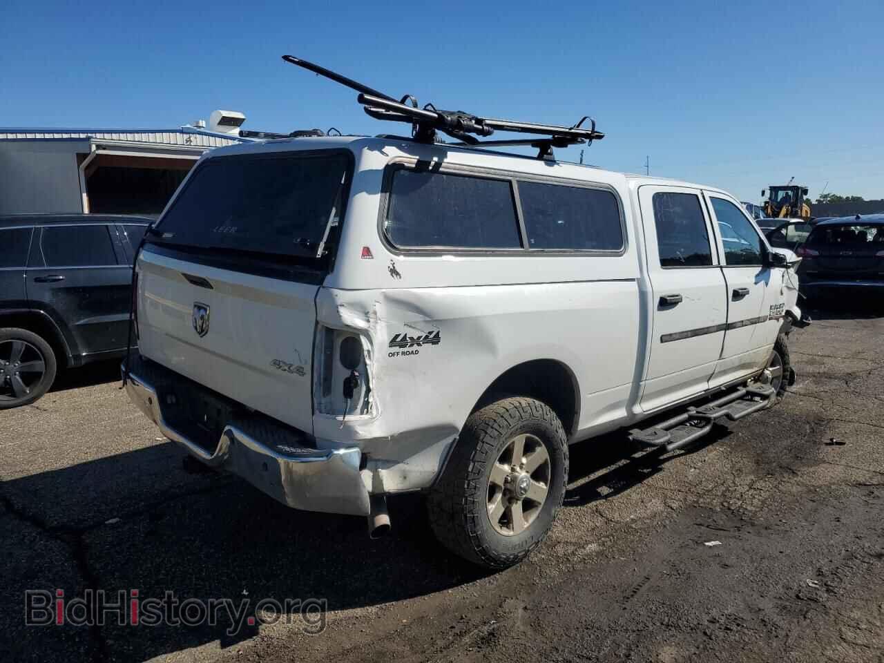 2015 RAM All Models - VIN: 3C6UR5CJ4FG640104 - Фото 3