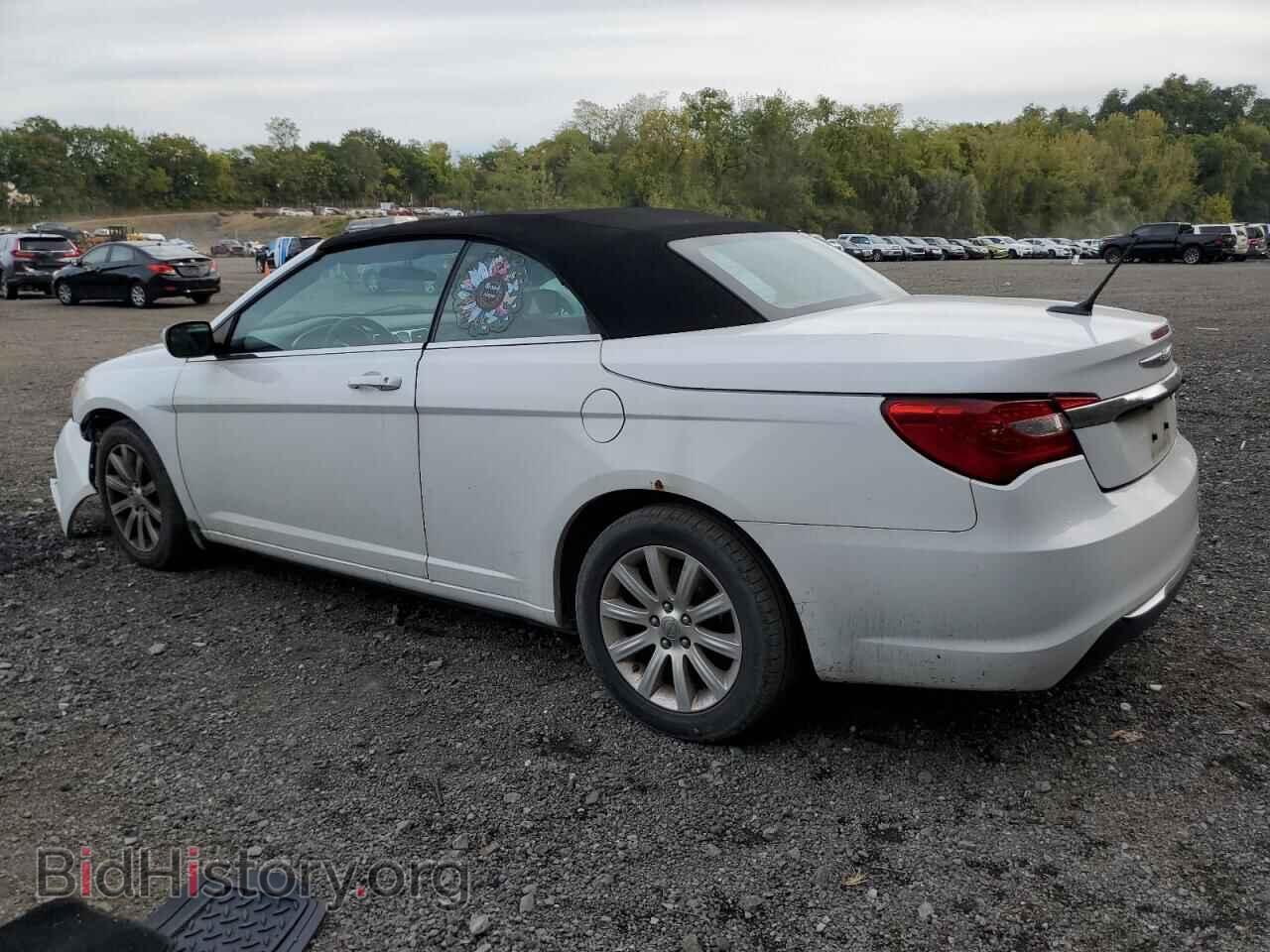 2012 CHRYSLER 200 - VIN: 1C3BCBEB9CN178605 - Фото 2