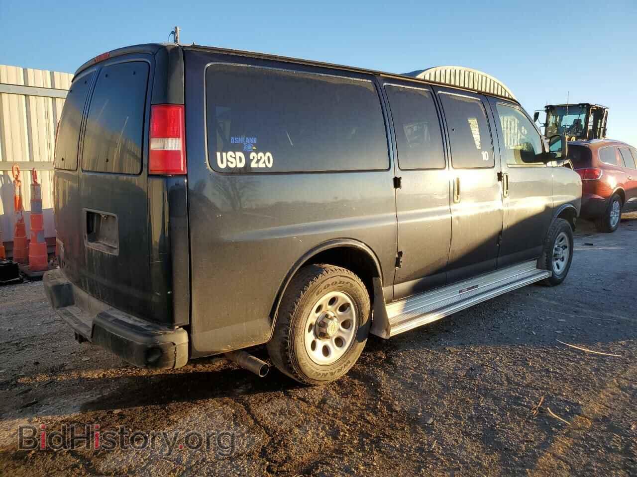 2011 CHEVROLET EXPRESS - VIN: 1GNSGBF47B1100563 - Фото 3
