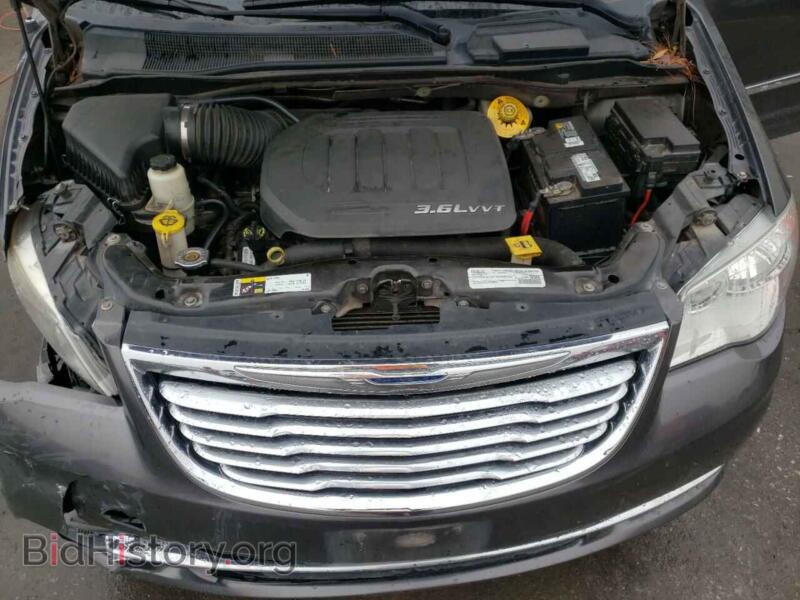 2016 Chrysler MINIVAN (VIN 2C4RC1BG5GR156971) — photo 12 of 13