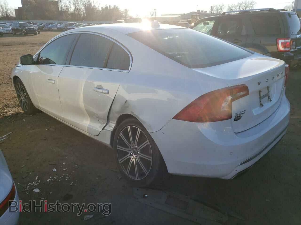 2016 VOLVO S60 - VIN: LYV612TK2GB096551 - Фото 2