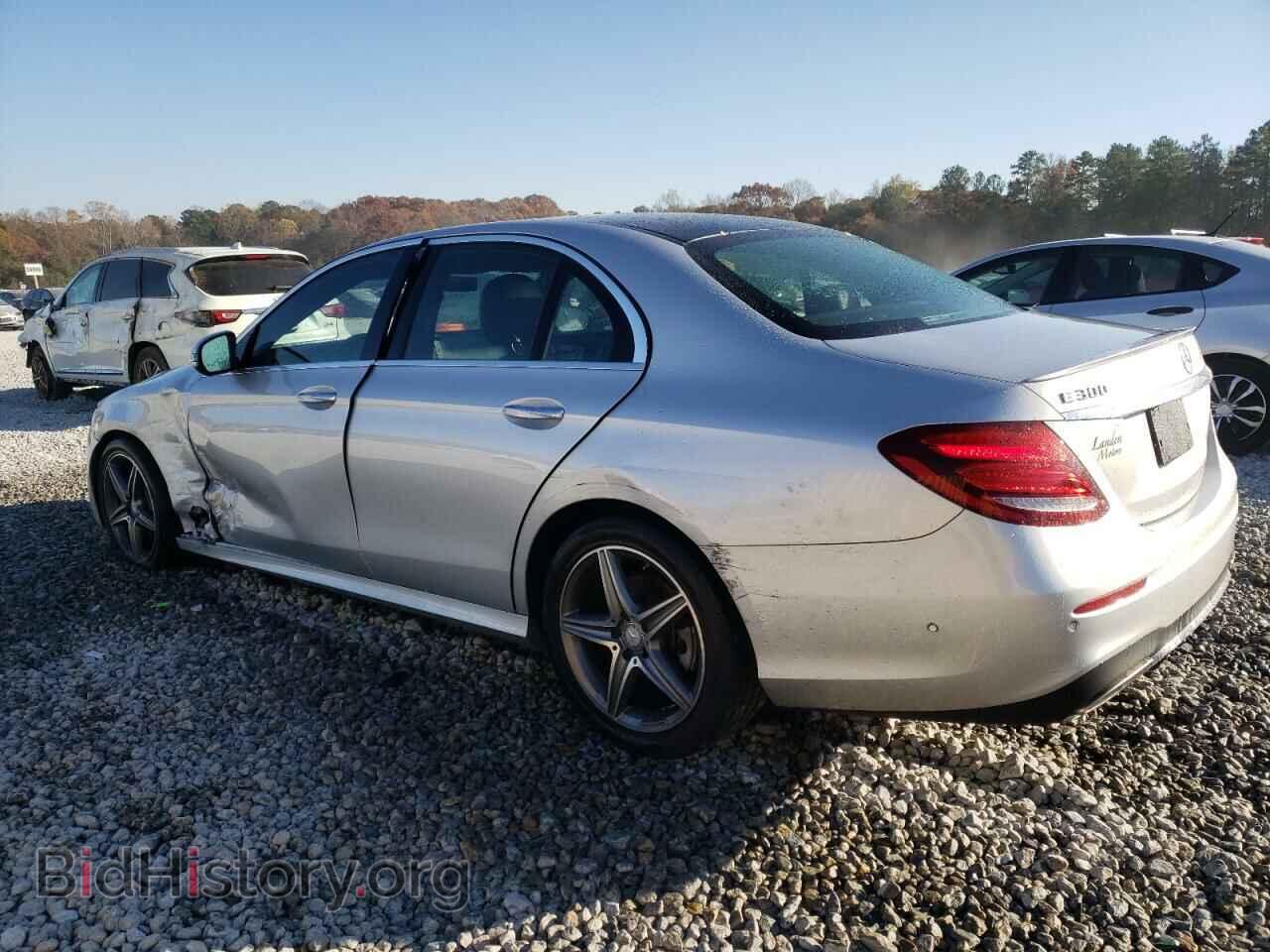 2017 MERCEDES-BENZ E-CLASS - VIN: WDDZF4KB9HA046031 - Фото 2