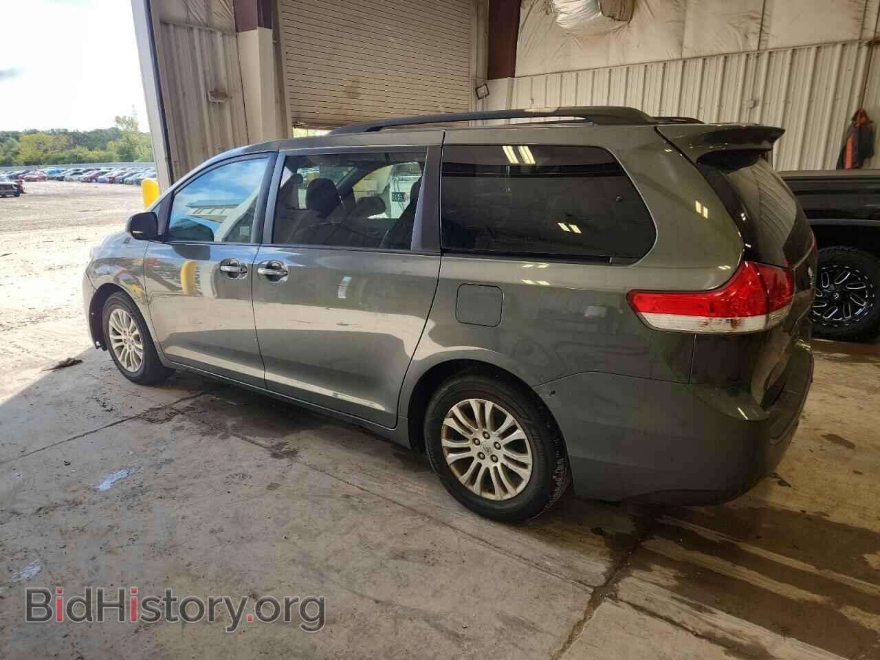 2013 TOYOTA All Models - VIN: 5TDYK3DC8DS368755 - Фото 2