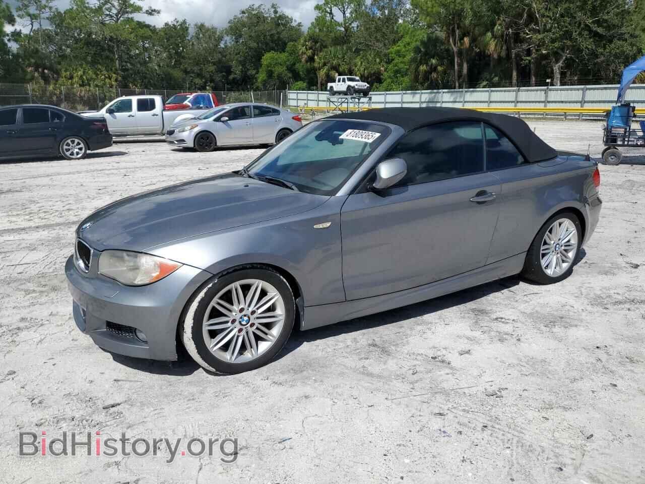 Фотография WBAUL7C58BVM79232 - BMW 1 SERIES 2011