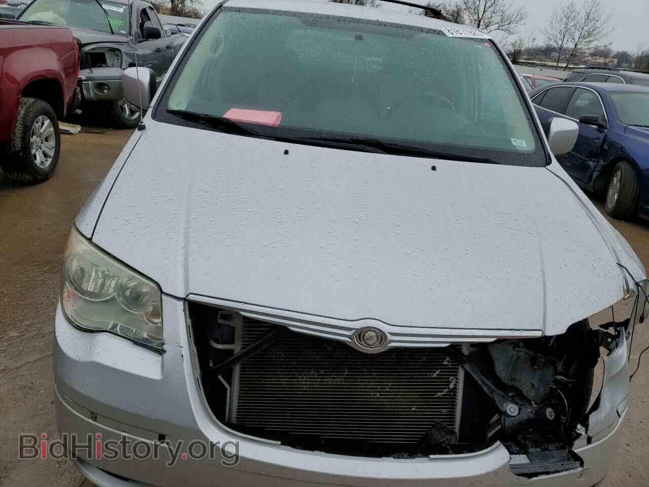 2010 CHRYSLER MINIVAN - VIN: 2A4RR5D17AR298688 - Фото 5