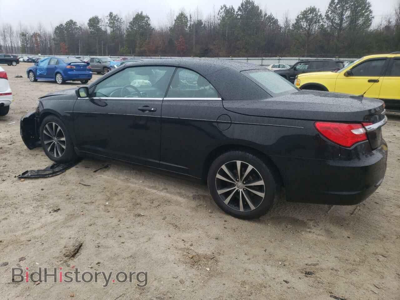 2013 CHRYSLER 200 - VIN: 1C3BCBGG2DN676526 - Photo 2