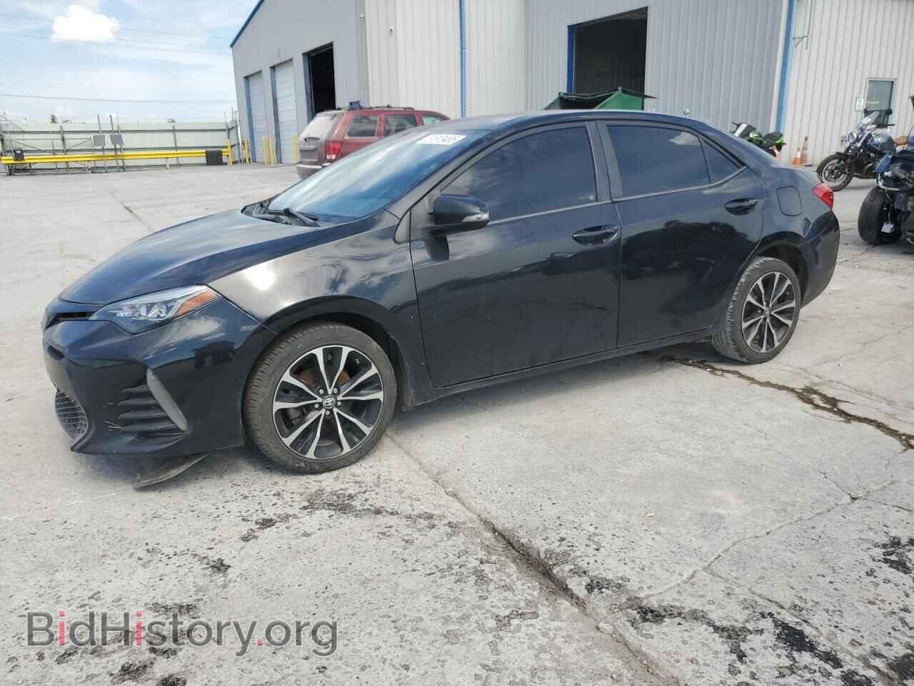 Photo 5YFBURHE2JP758821 - TOYOTA COROLLA 2018