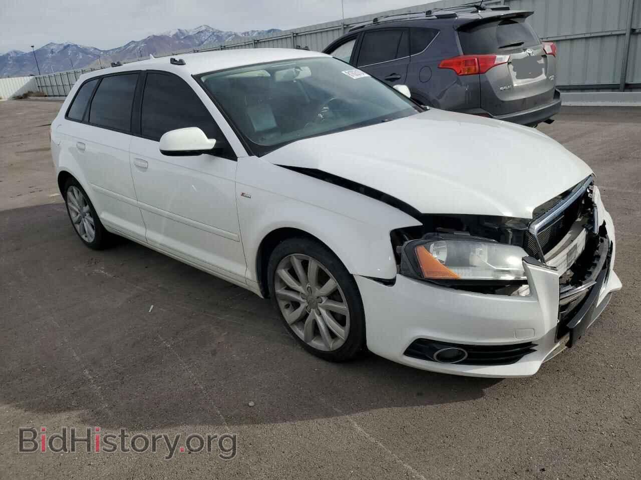 2011 AUDI A3 - VIN: WAUBJBFM2BA052140 - Photo 4