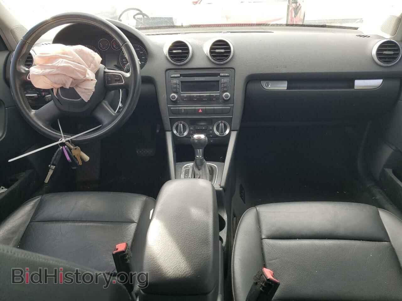 2011 AUDI A3 - VIN: WAUBJBFM2BA052140 - Photo 8