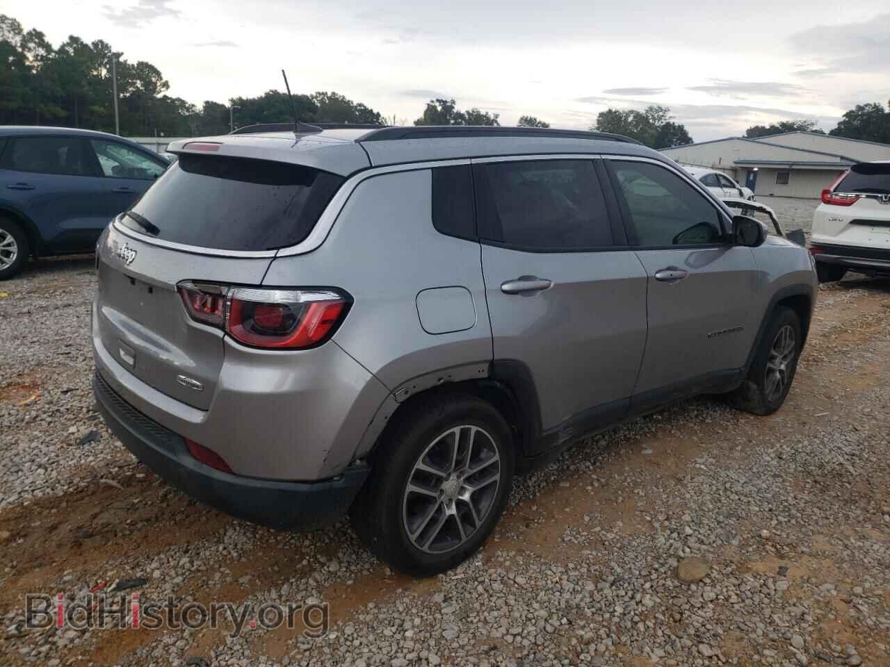 2019 JEEP COMPASS - VIN: 3C4NJCBB9KT649479 - Фото 3