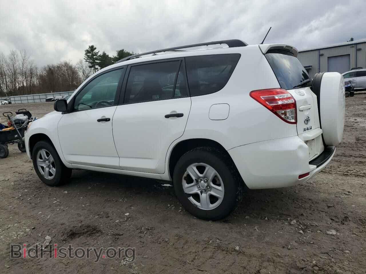 2011 TOYOTA RAV4 - VIN: 2T3BF4DV8BW114167 - Фото 2