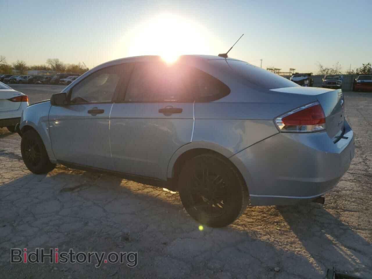 2009 FORD FOCUS - VIN: 1FAHP35N69W195560 - Фото 2