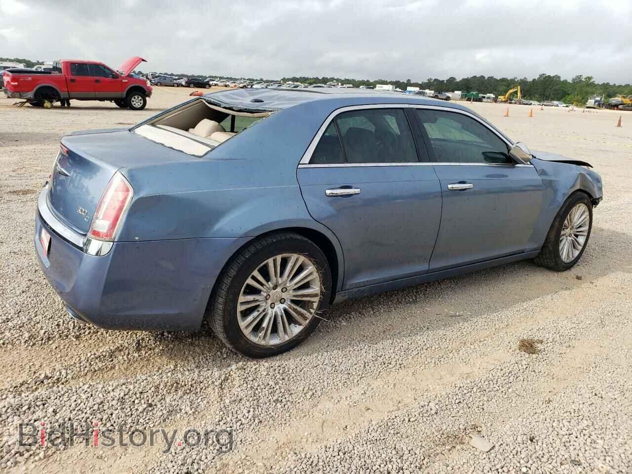 2011 CHRYSLER 300 - VIN: 2C3CA6CT0BH547517 - Фото 3