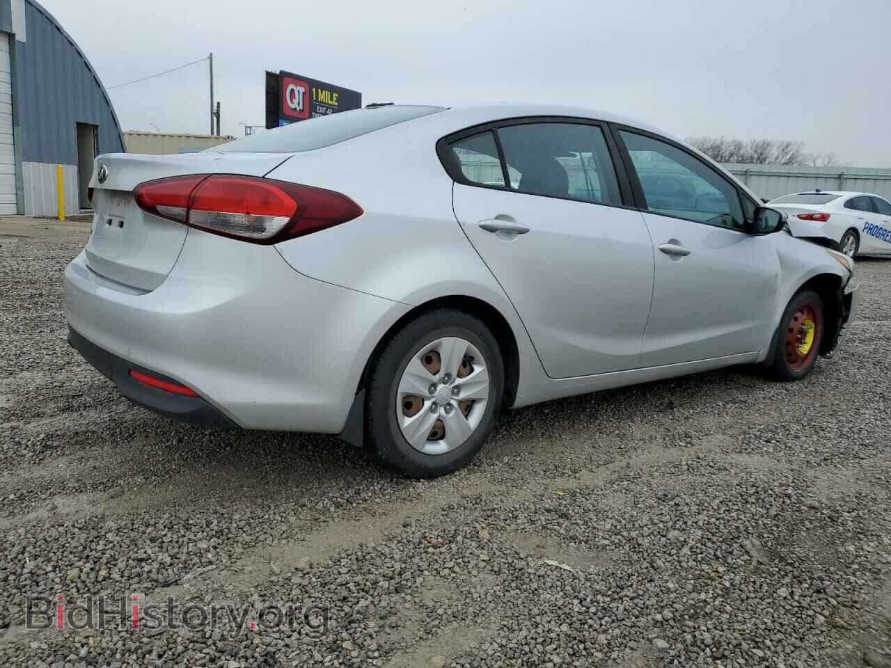 2017 KIA FORTE - VIN: 3KPFK4A7XHE032237 - Фото 3