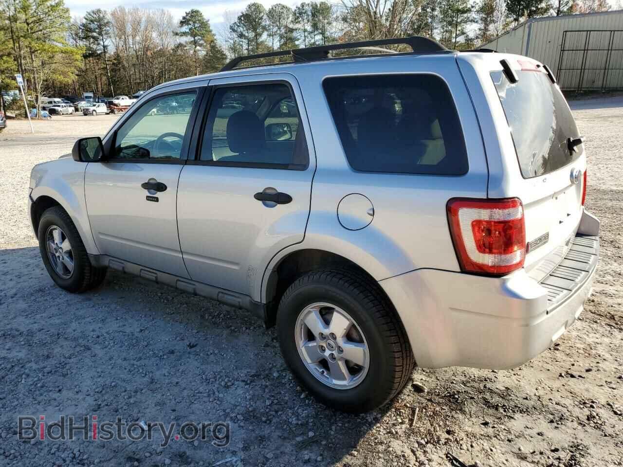 2011 FORD ESCAPE - VIN: 1FMCU0D76BKA47464 - Фото 2