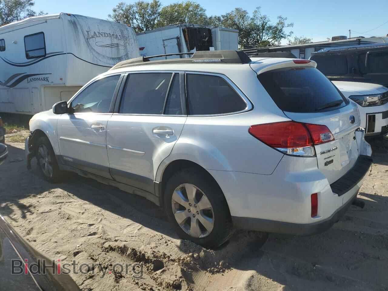2011 SUBARU OUTBACK - VIN: 4S4BRBCC1B3385629 - Фото 2