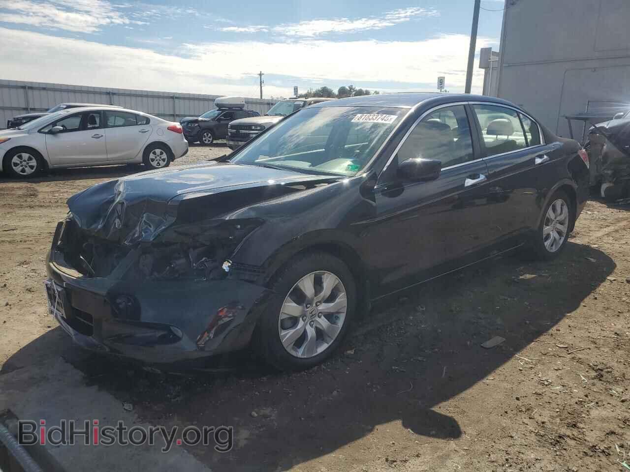 Фотография 1HGCP3F83AA011773 - HONDA ACCORD 2010