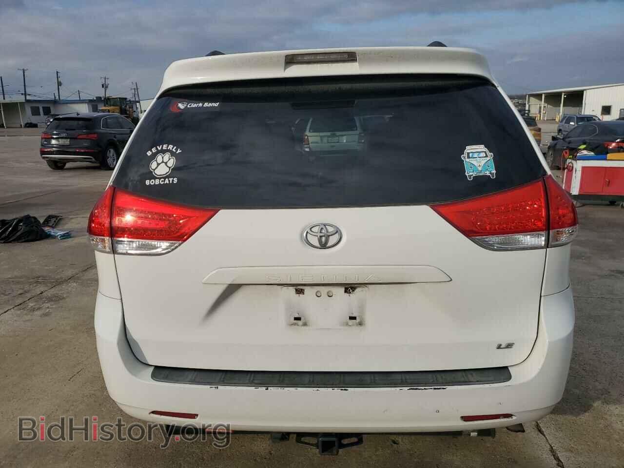 2011 TOYOTA All Models - VIN: 5TDKK3DC9BS044636 - Photo 6