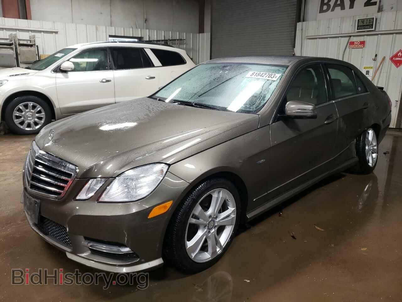 Photo WDDHF8JB8CA624651 - MERCEDES-BENZ E-CLASS 2012