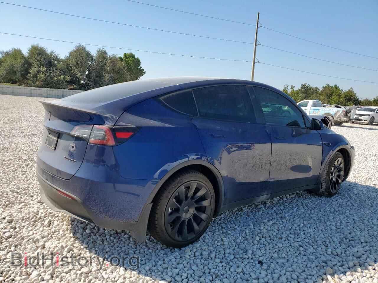 2024 TESLA MODEL Y - VIN: 7SAYGDEE0RA217265 - Фото 3