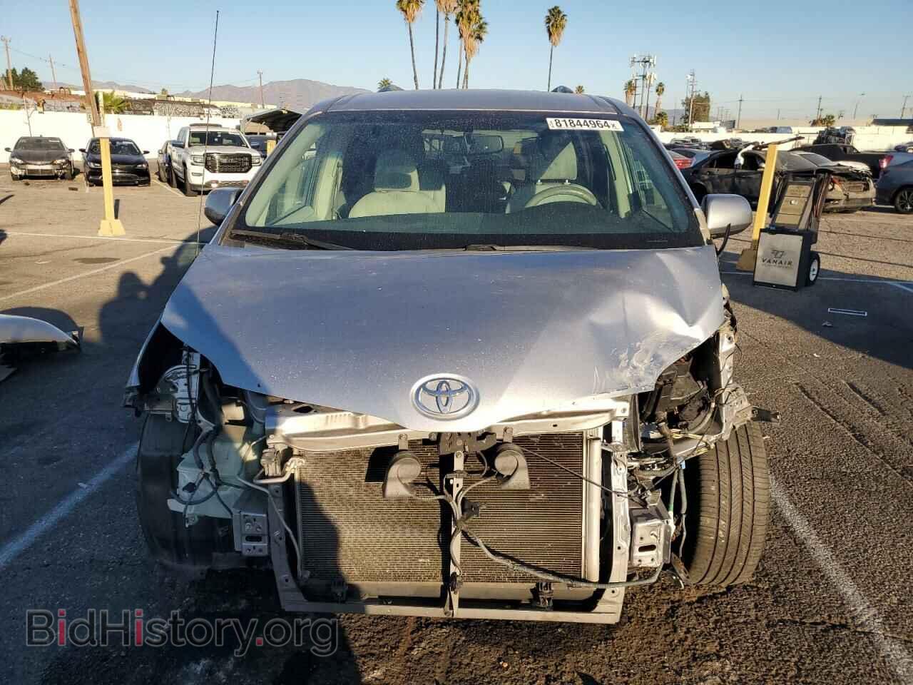 2012 TOYOTA All Models - VIN: 5TDKK3DC1CS212755 - Фото 5