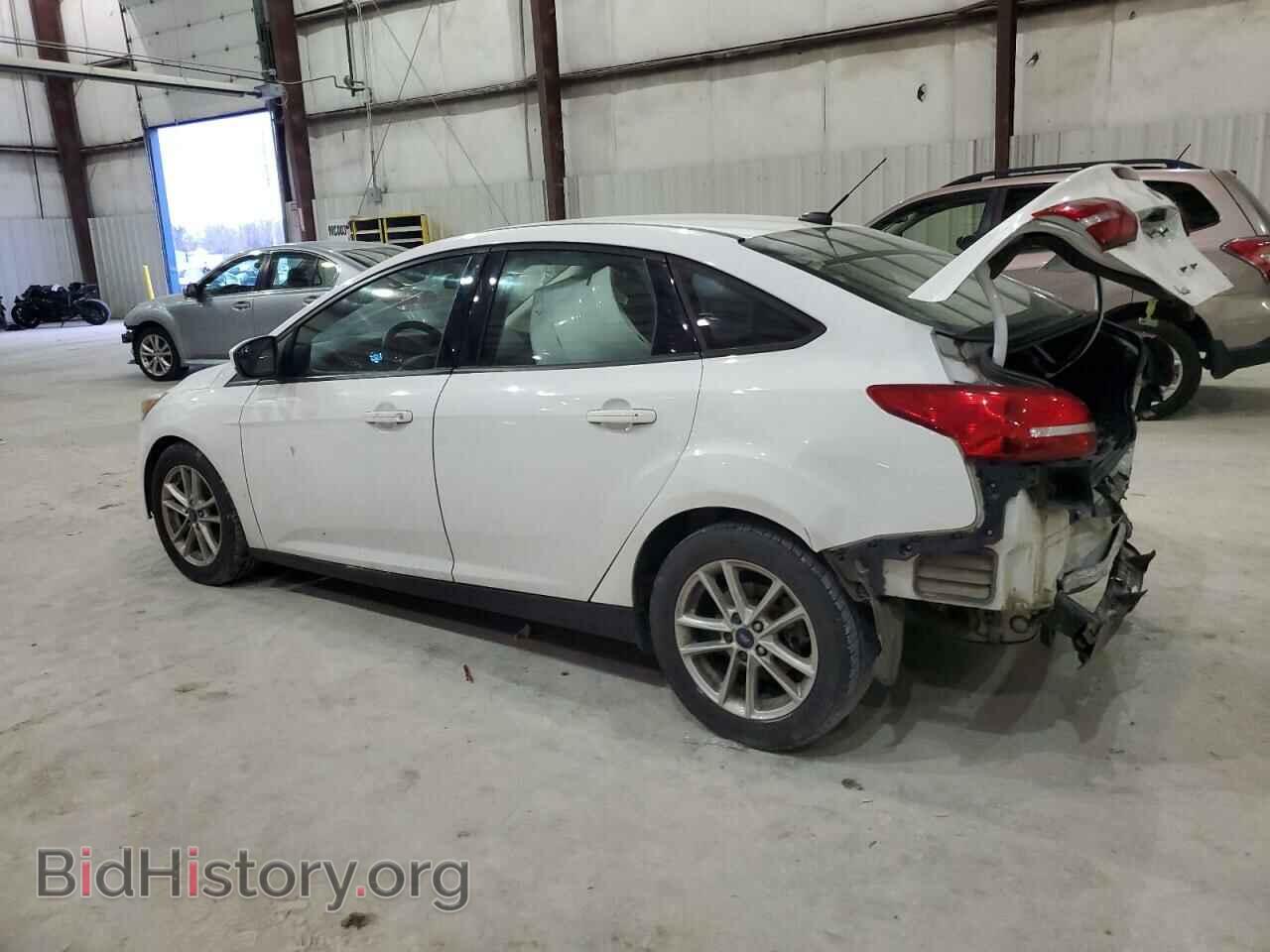 2018 FORD FOCUS - VIN: 1FADP3FEXJL267928 - Фото 2