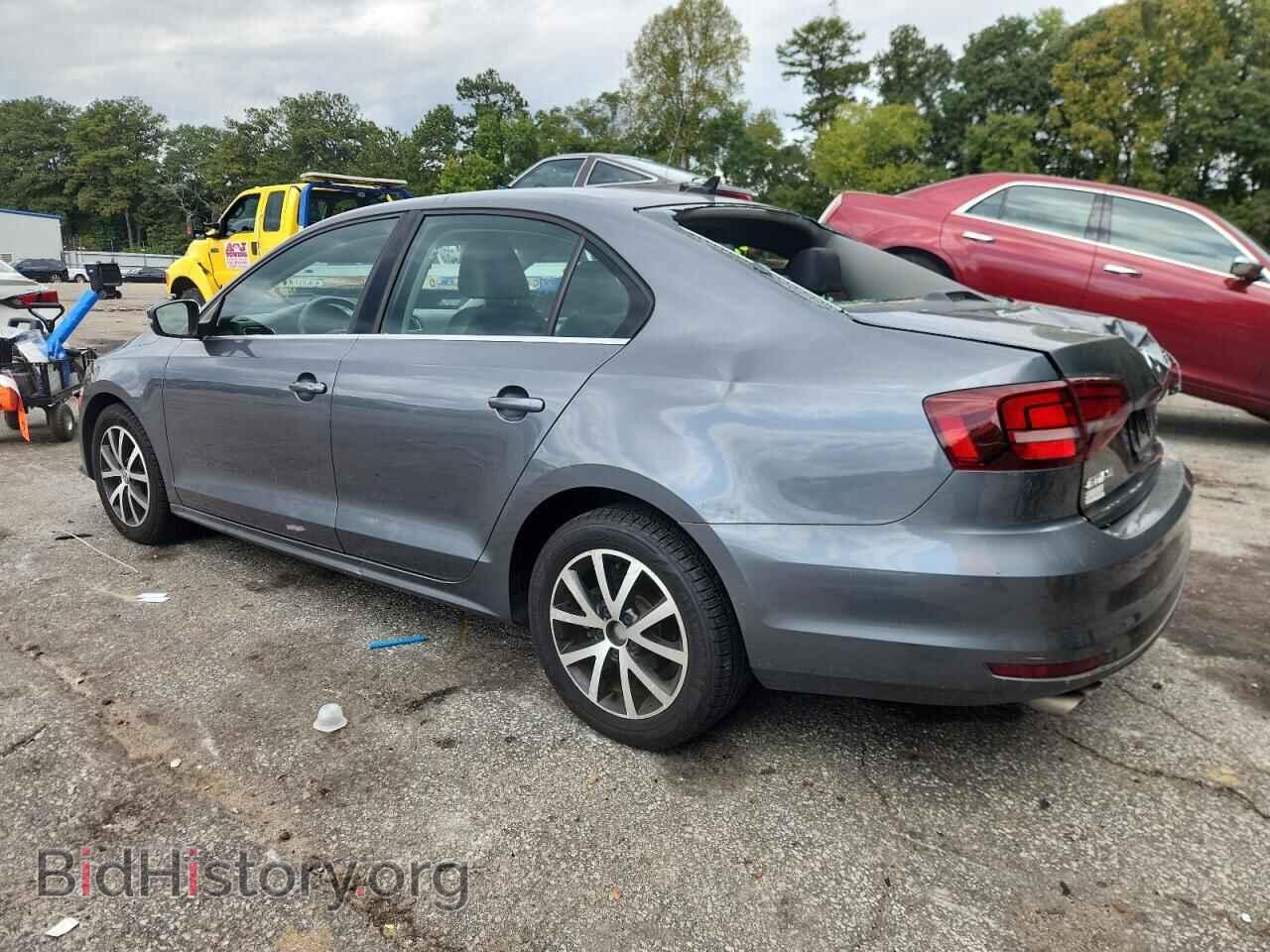 2017 VOLKSWAGEN JETTA - VIN: 3VWDB7AJ2HM382372 - Фото 2