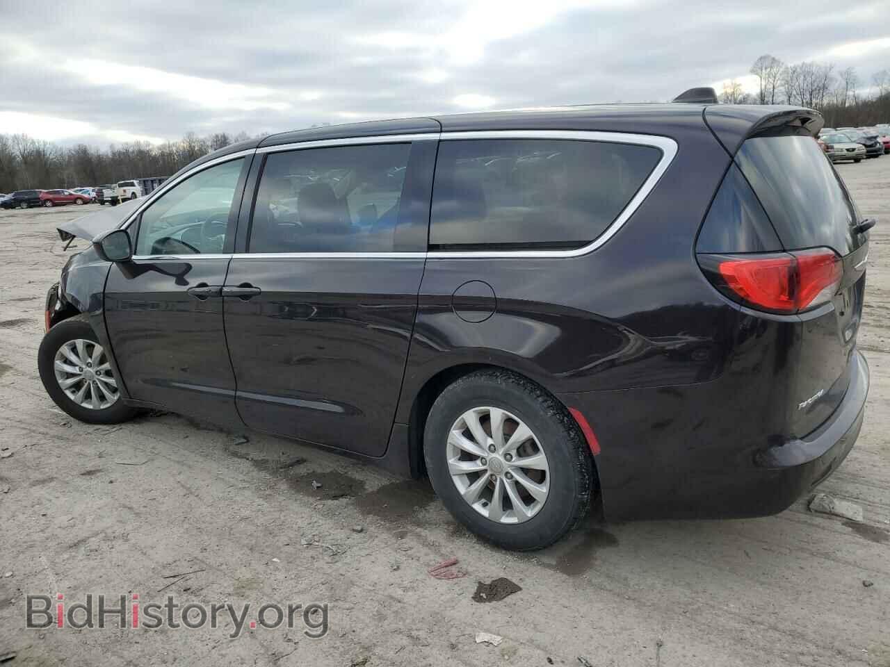 2017 CHRYSLER PACIFICA - VIN: 2C4RC1DG5HR654070 - Photo 2