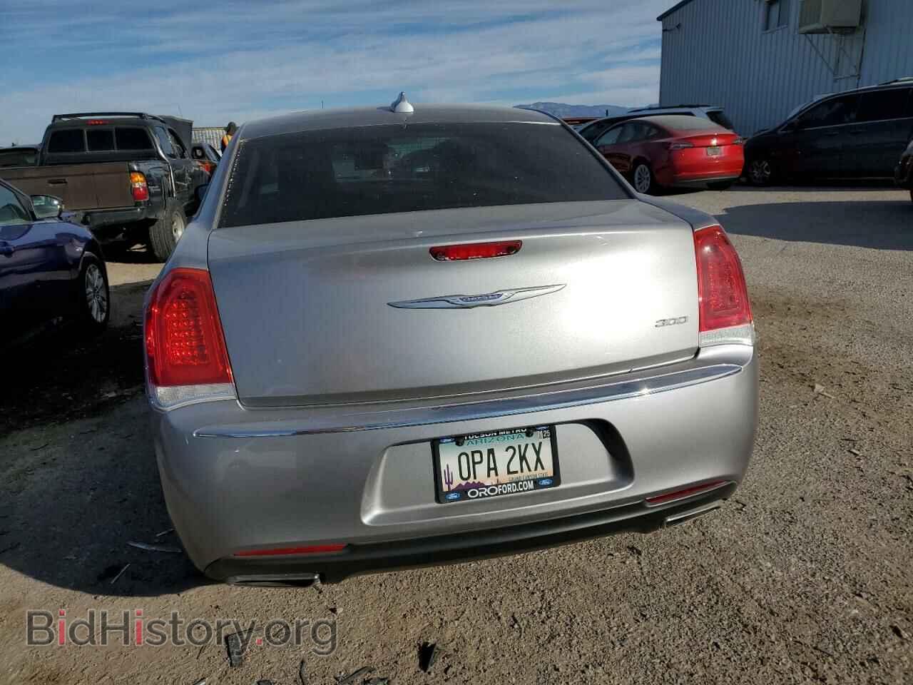2015 CHRYSLER 300 - VIN: 2C3CCAAG5FH932001 - Фото 6