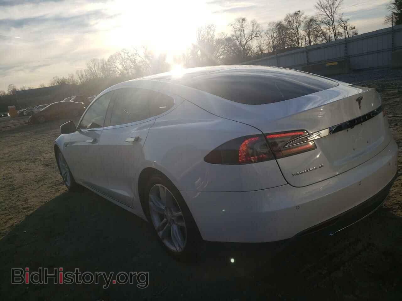 2013 TESLA MODEL S - VIN: 5YJSA1CN3DFP26252 - Фото 2