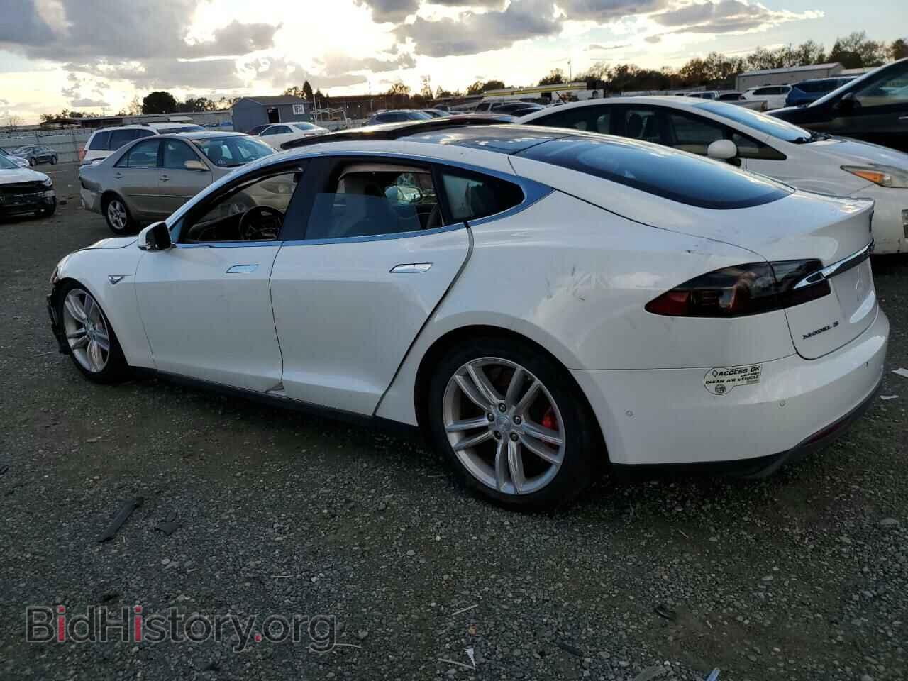 2015 TESLA MODEL S - VIN: 5YJSA1E40FF110998 - Фото 2