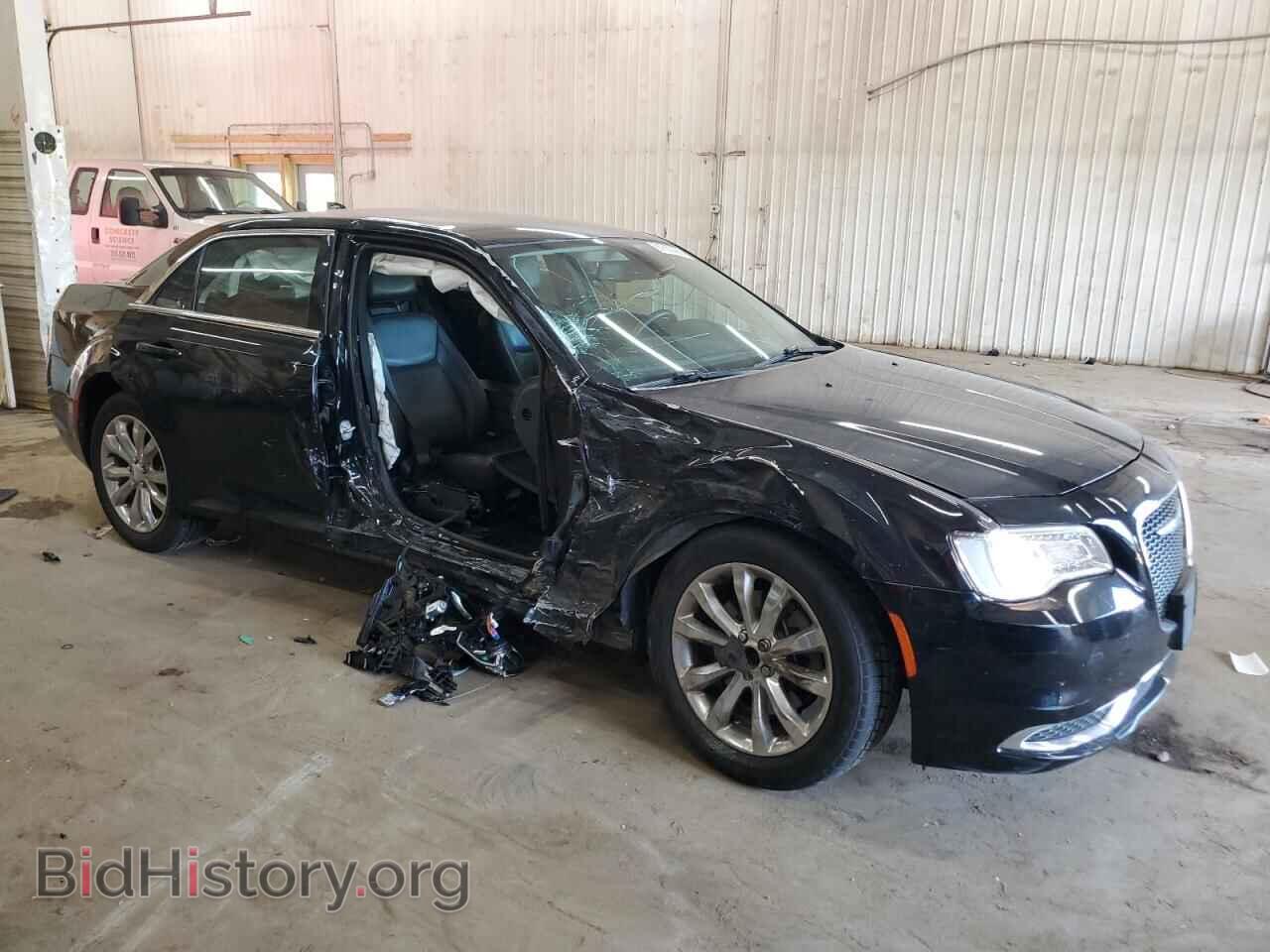 2017 CHRYSLER 300 - VIN: 2C3CCARGXHH544995 - Фото 4