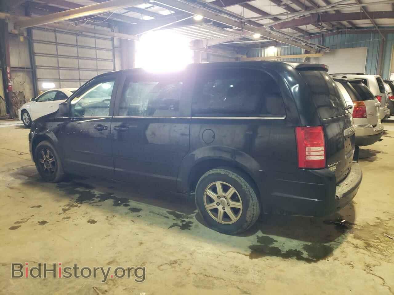 2010 CHRYSLER MINIVAN - VIN: 2A4RR2D18AR391475 - Photo 2