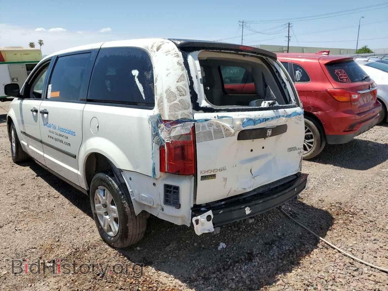 2010 DODGE CARAVAN - VIN: 2D4RN1AEXAR261767 - Photo 2