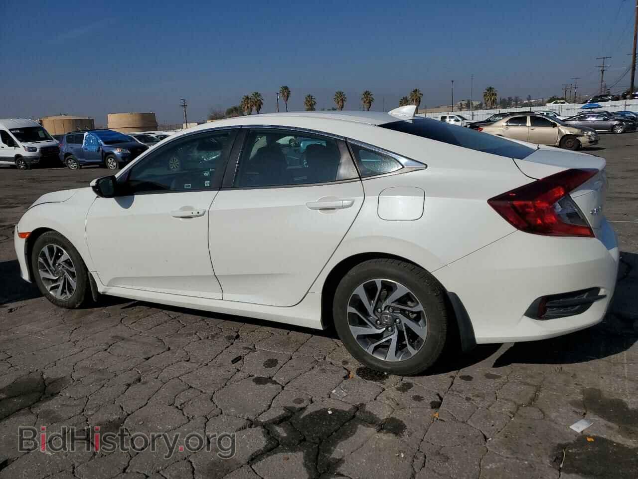 2017 HONDA CIVIC - VIN: 2HGFC2F71HH573368 - Photo 2