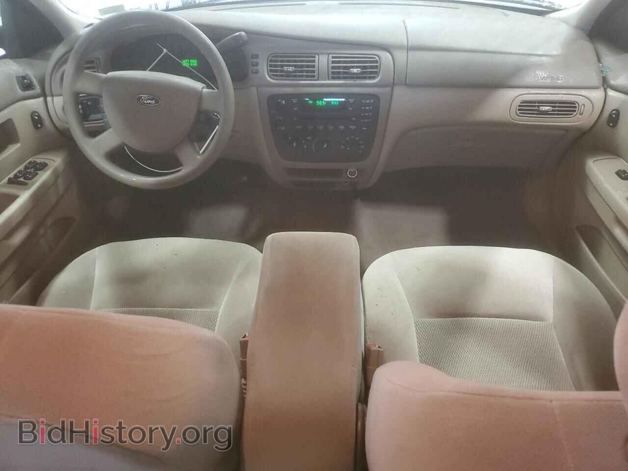 2005 FORD TAURUS - VIN: 1FAFP53255A141363 - Фото 8