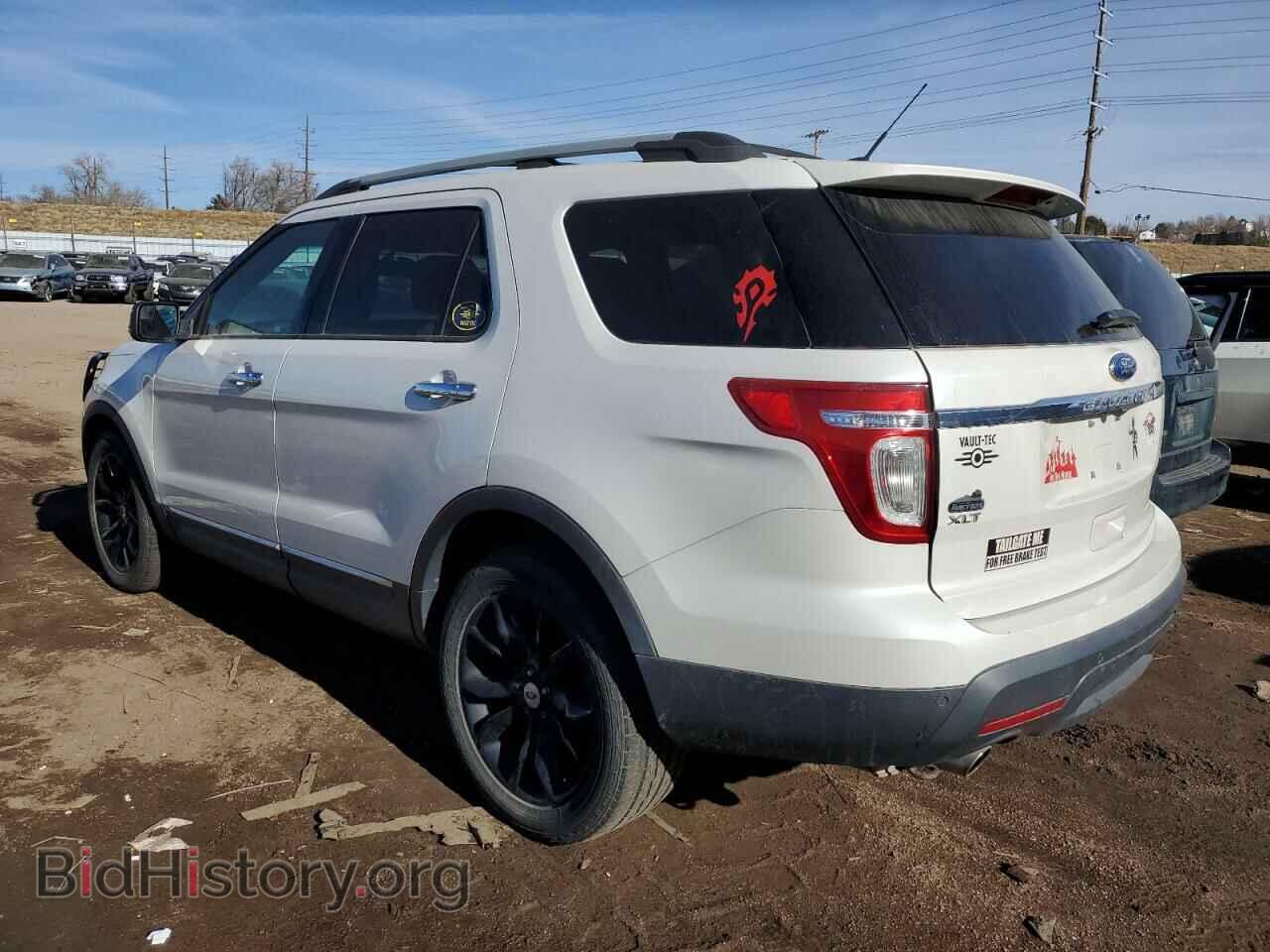 2011 FORD EXPLORER - VIN: 1FMHK8D89BGA74809 - Photo 2