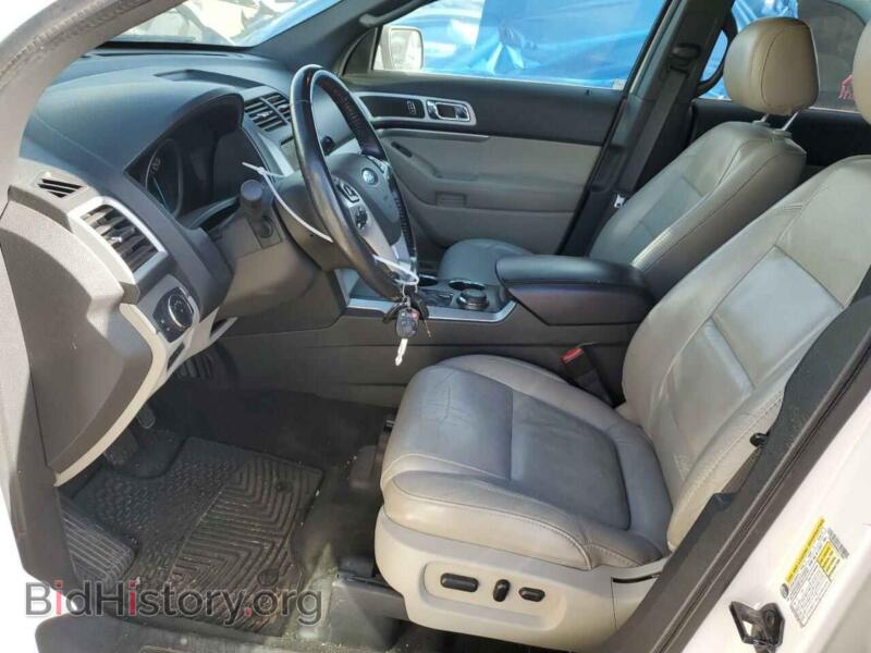 2011 Ford EXPLORER (VIN 1FMHK8D89BGA74809) — фото 7 из 12